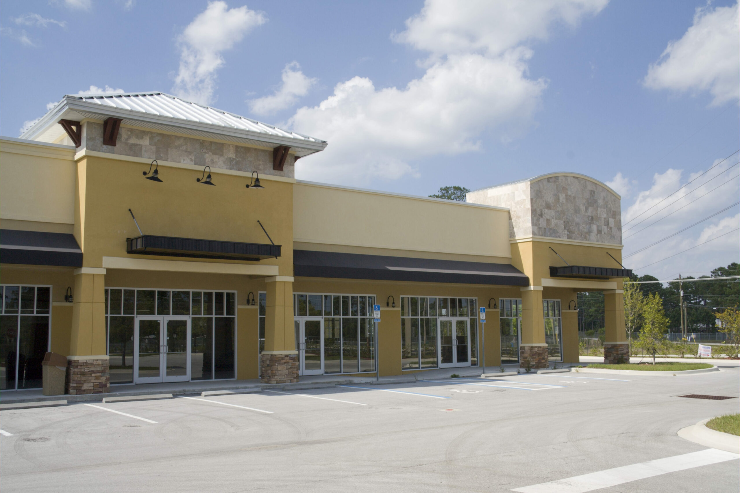 NNN Cap Rates in Tampa Hold at 6.1% Through Mid-2026